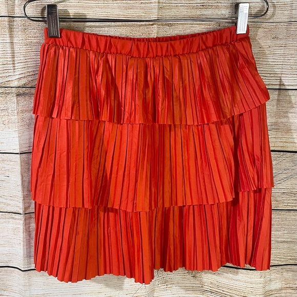 ZARA bloggers fav pleated tiered orange pull-on mini skirt women’s Size Medium - Picture 2 of 7